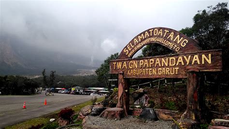 Pesona alam Gunung Papandayan